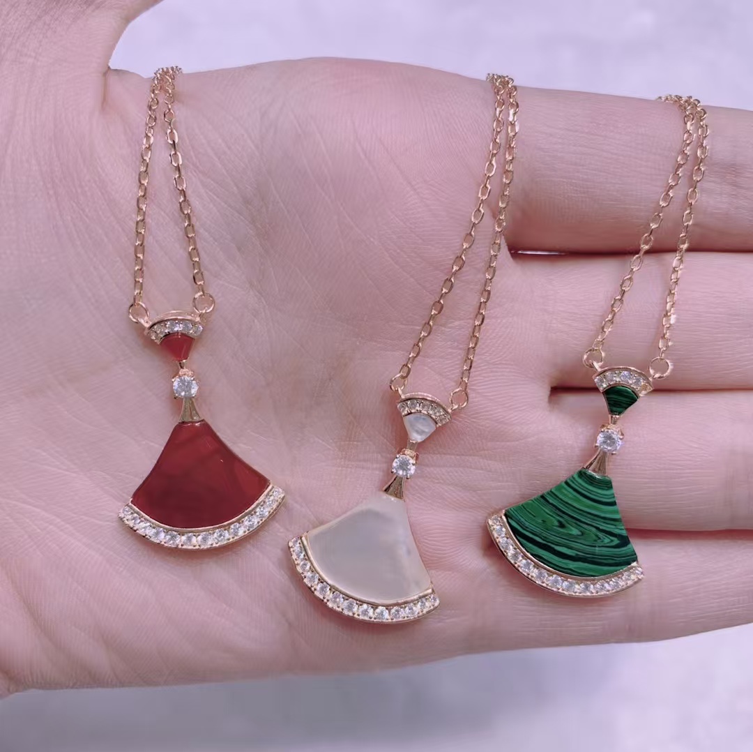 Bvlgari Divas' Dream Necklace - Best Replica Jewelry™