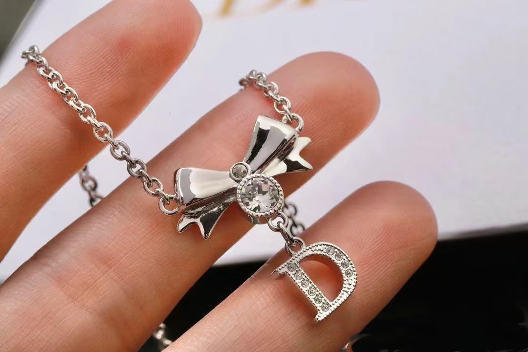 Dior Bow Letter D Pendant Necklace - Best Replica Jewelry™
