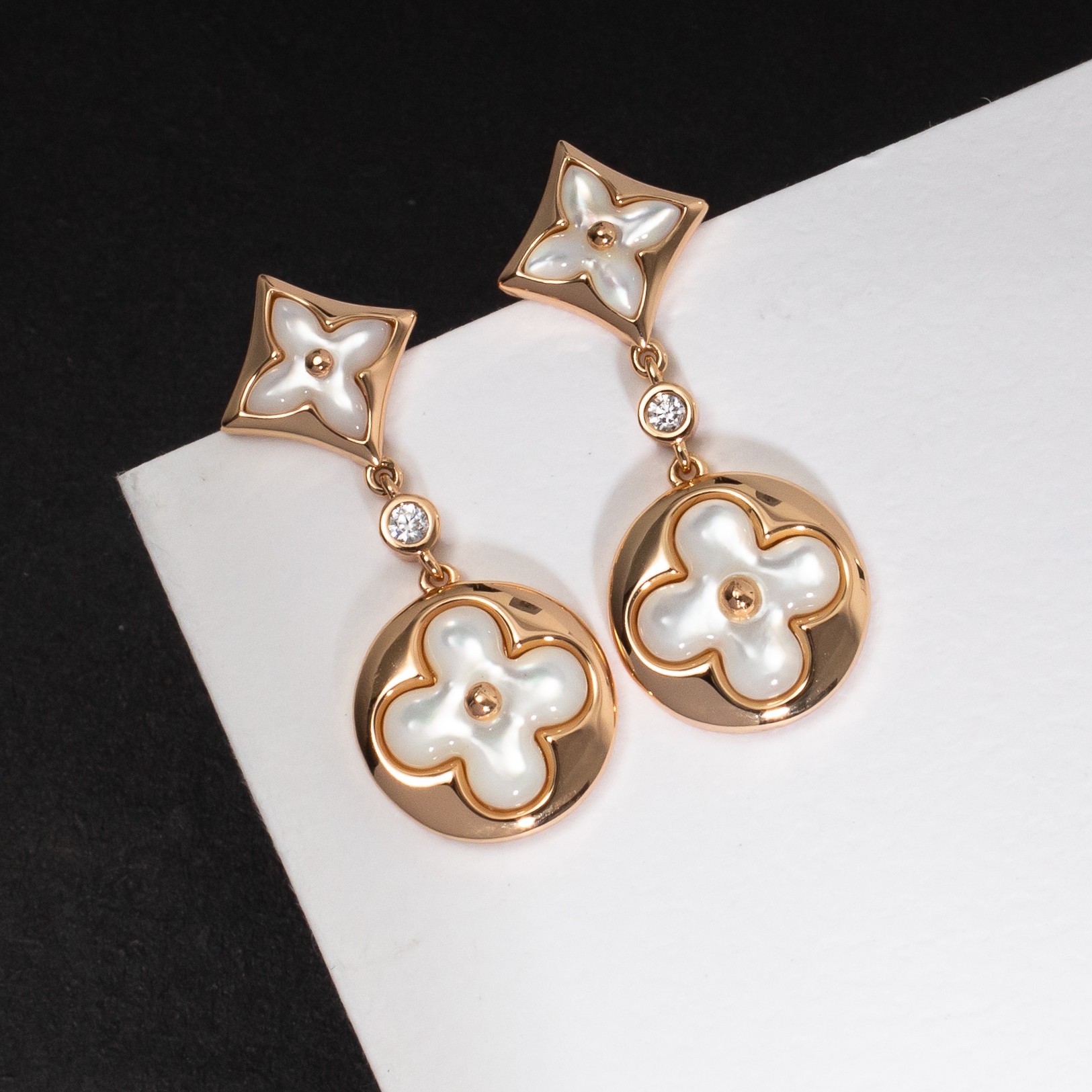 Louis Vuitton Color Blossom Long Earrings - Best Replica Jewelry™