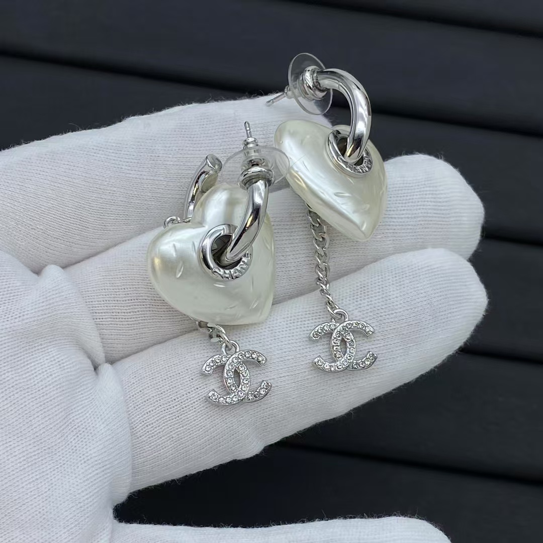 Chanel Hoop with Heart Chain Double C Drop Earrings - Best Replica Jewelry™