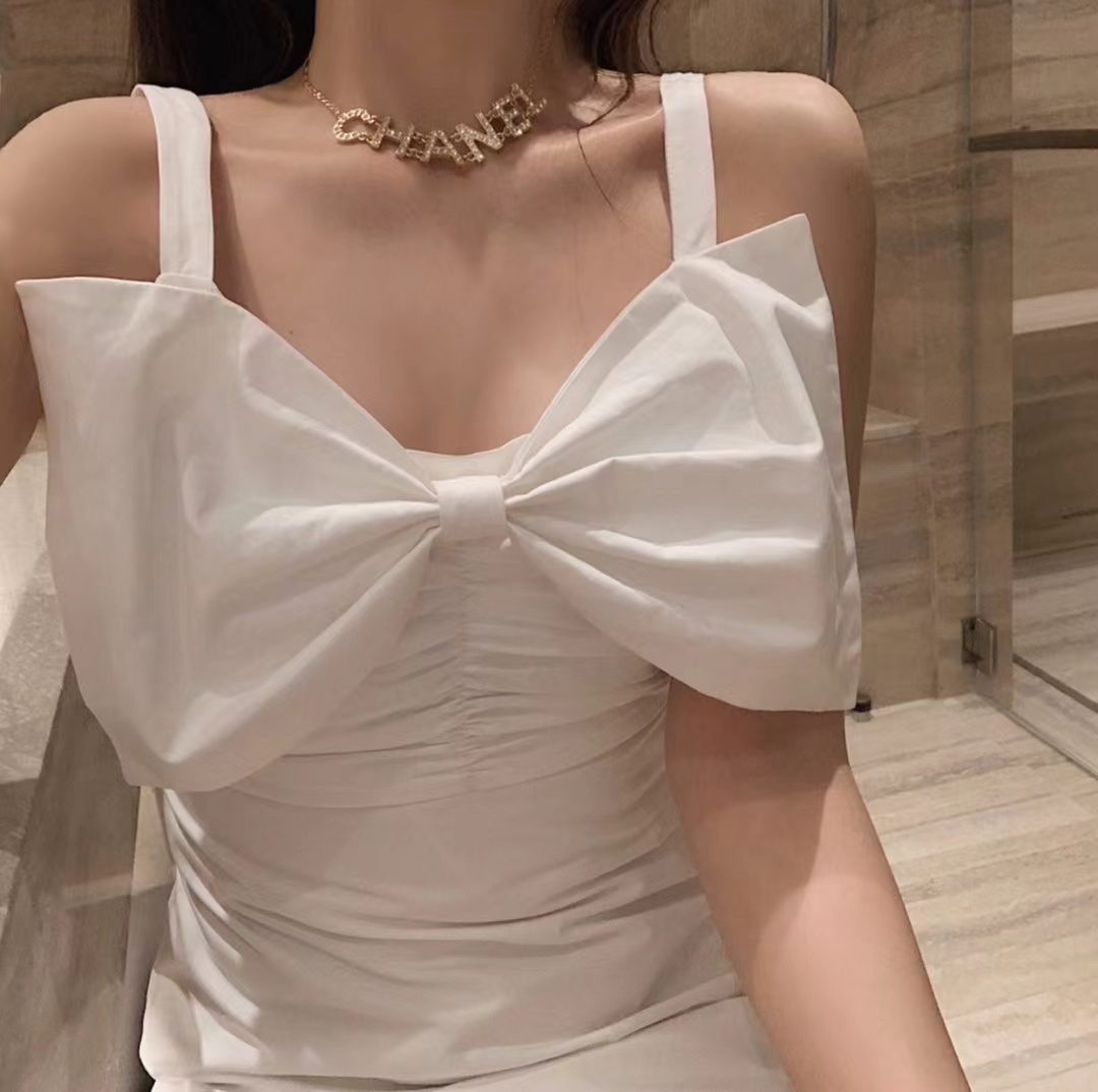 Chanel Gold Color Letter Pendant Necklace - Best Replica Jewelry™