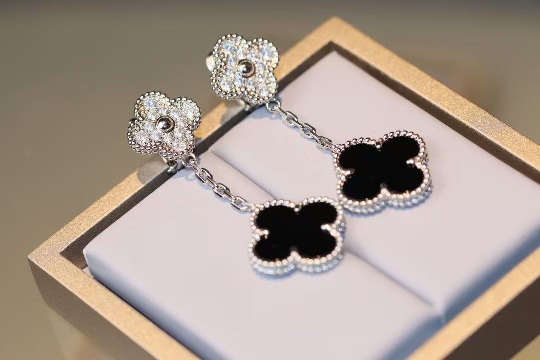 VCA Magic Alhambra Earrings, 2 Motifs - Best Replica Jewelry™