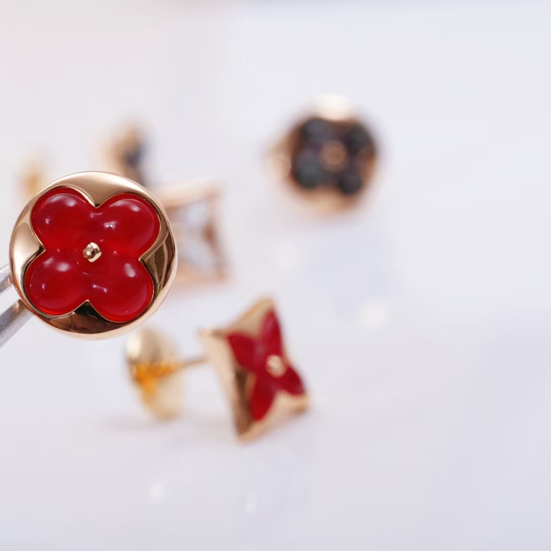 Louis Vuitton AB Asymmetric Red Carnelian Earrings - Best Replica Jewelry™