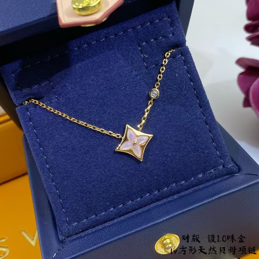 Louis Vuitton Color Blossom BB Star Pendant Necklaces - Best Replica Jewelry™