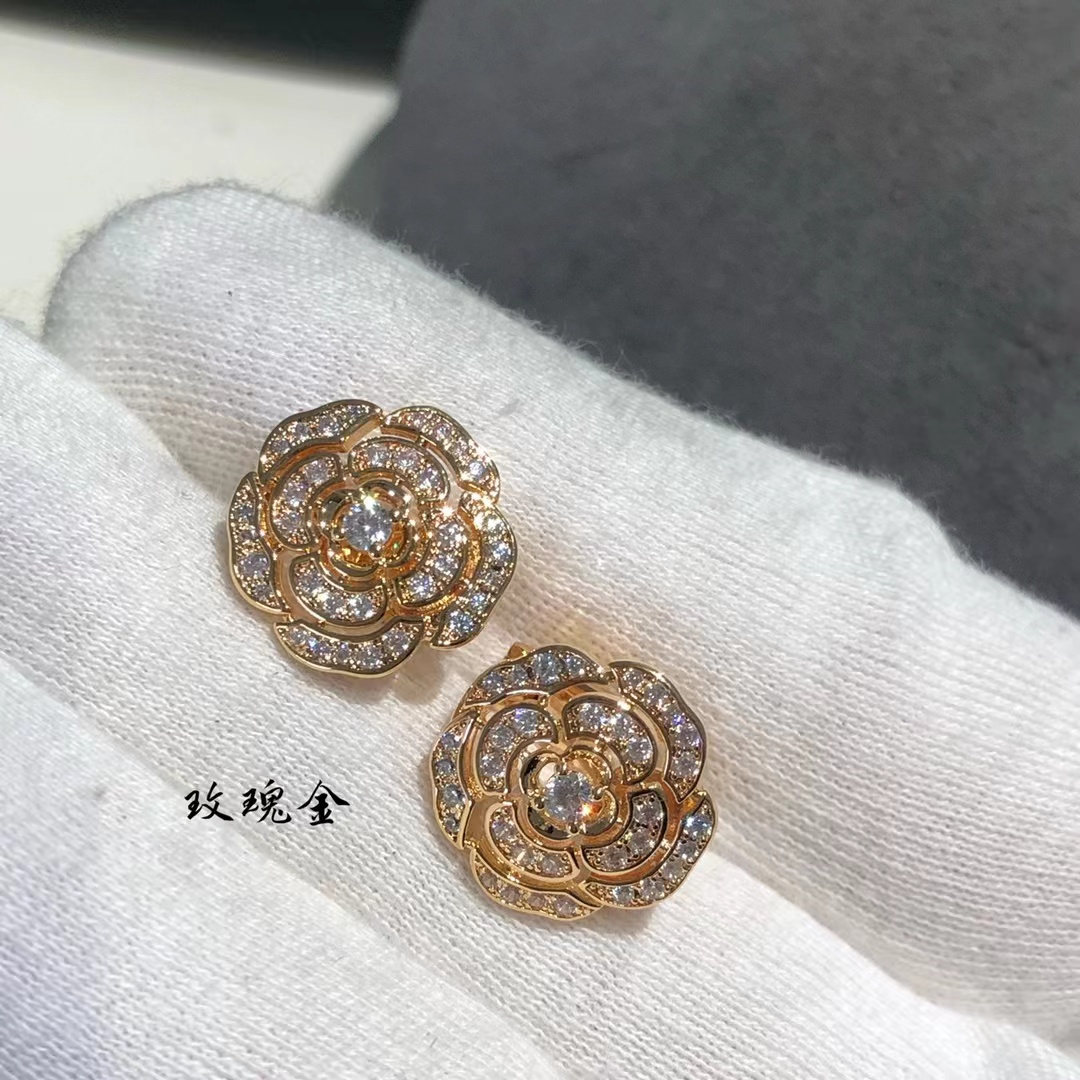 Chanel Diamond Camellia Stud Earrings - Best Replica Jewelry™
