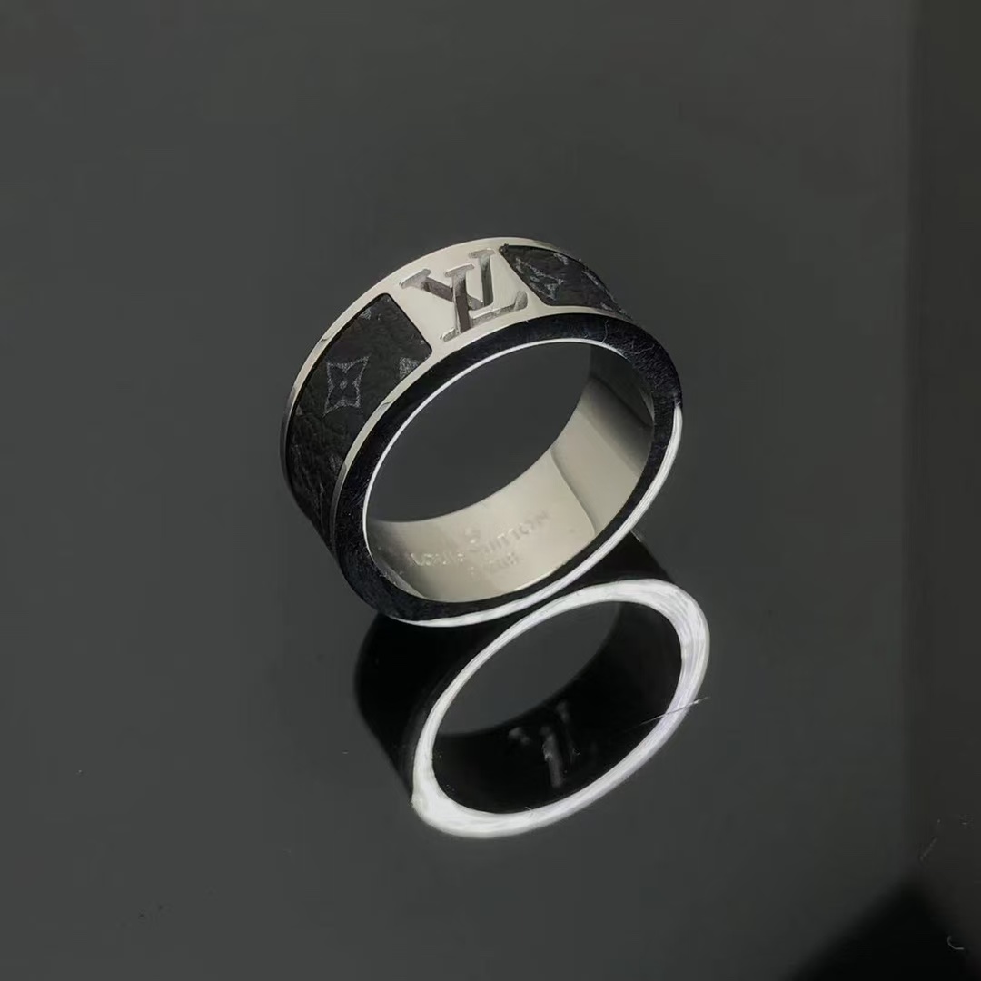 Louis Vuitton Black Leather Ring for Men - Best Replica Jewelry™