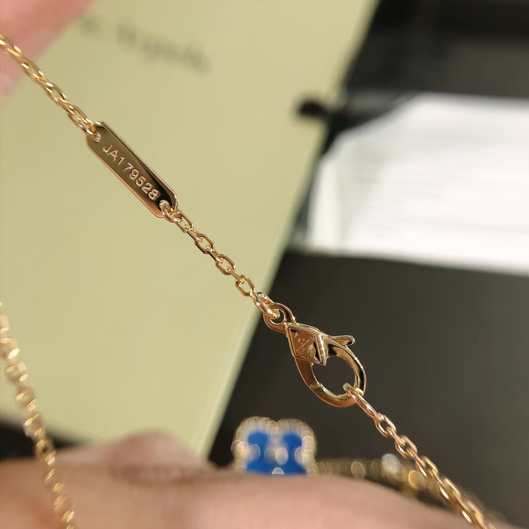 VCA Magic Alhambra Pendant Necklace - Best Replica Jewelry™