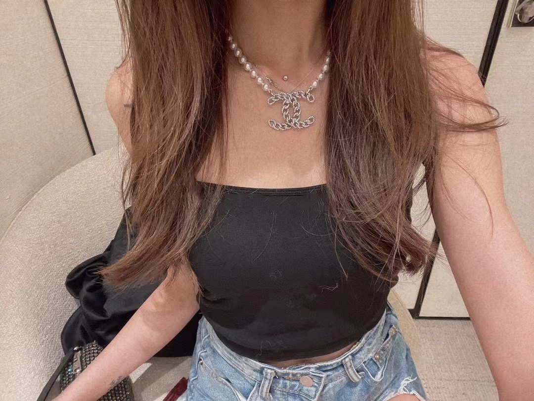 Chanel Hollow Big Double C Pendant Pearl Necklace - Best Replica Jewelry™