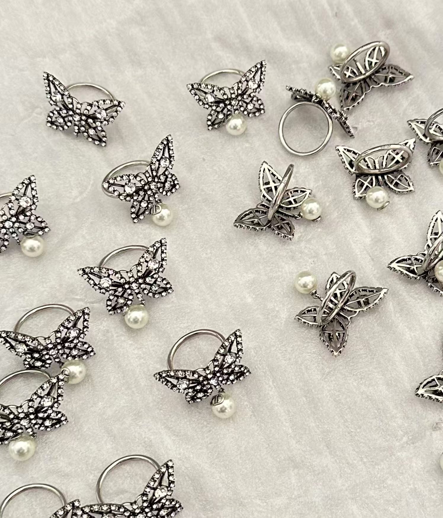 Dior Butterfly Pearl Dangle Ring - Best Replica Jewelry™