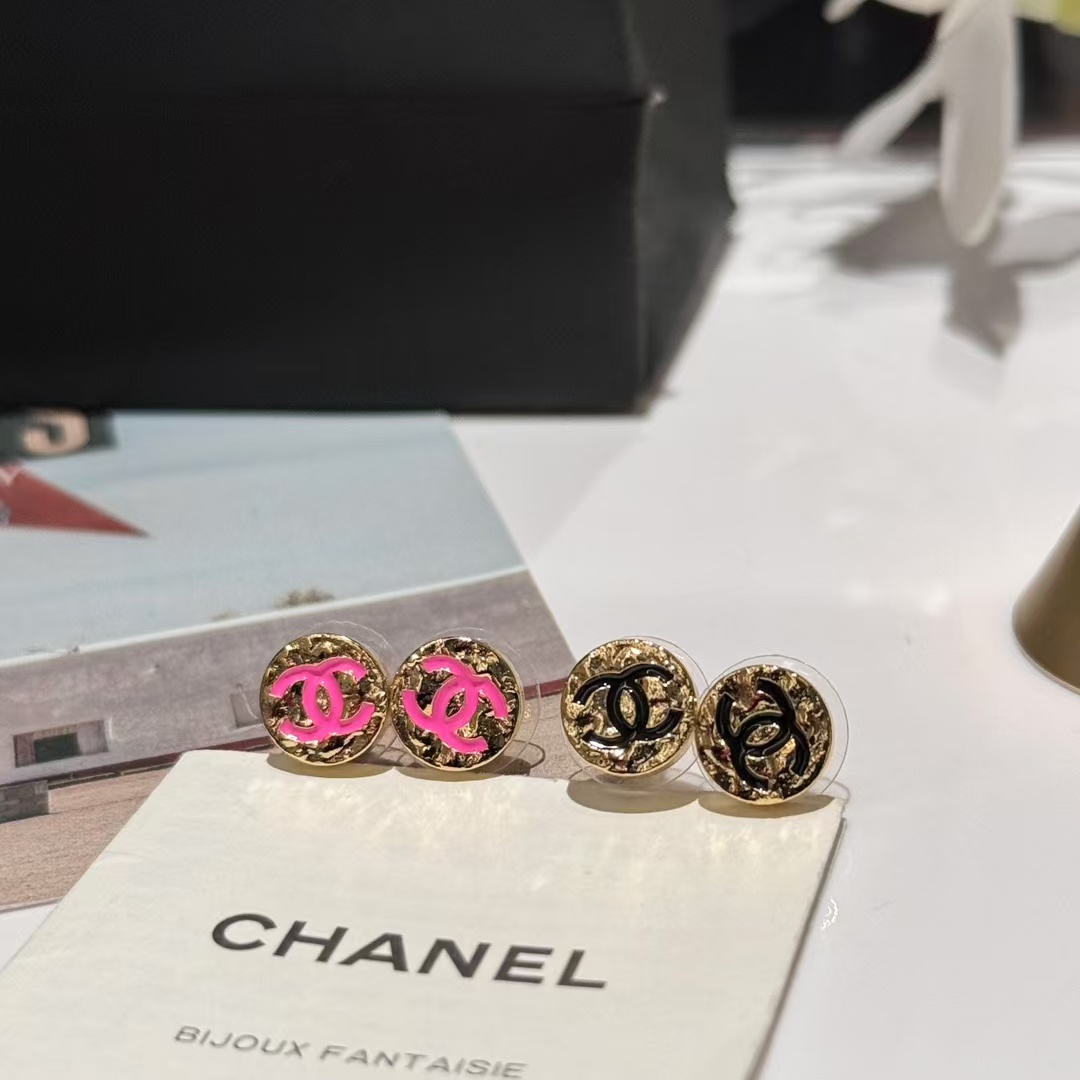 Chanel Round Stud Earrings - Best Replica Jewelry™