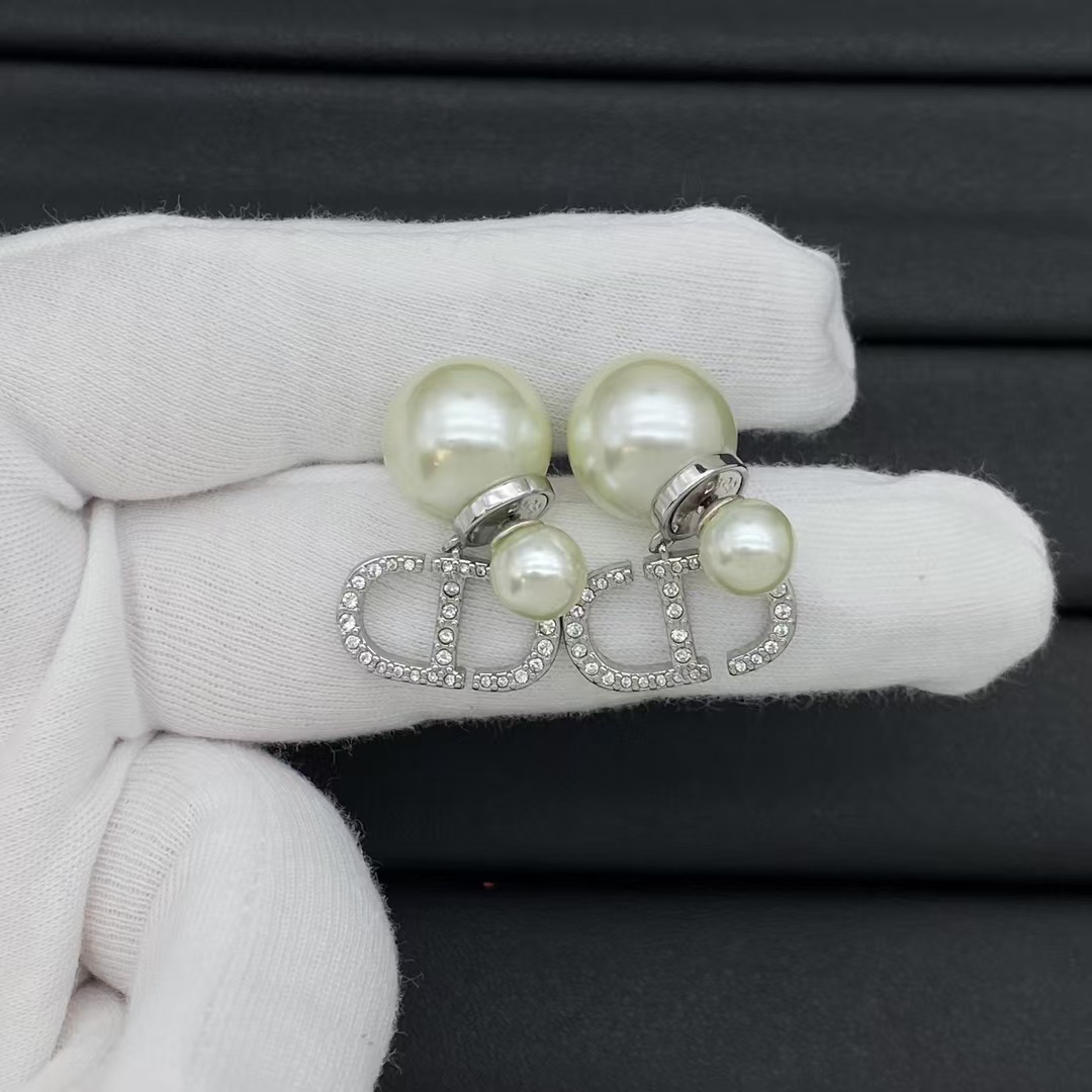 Dior Silver CD Pearl Earrings - Best Replica Jewelry™