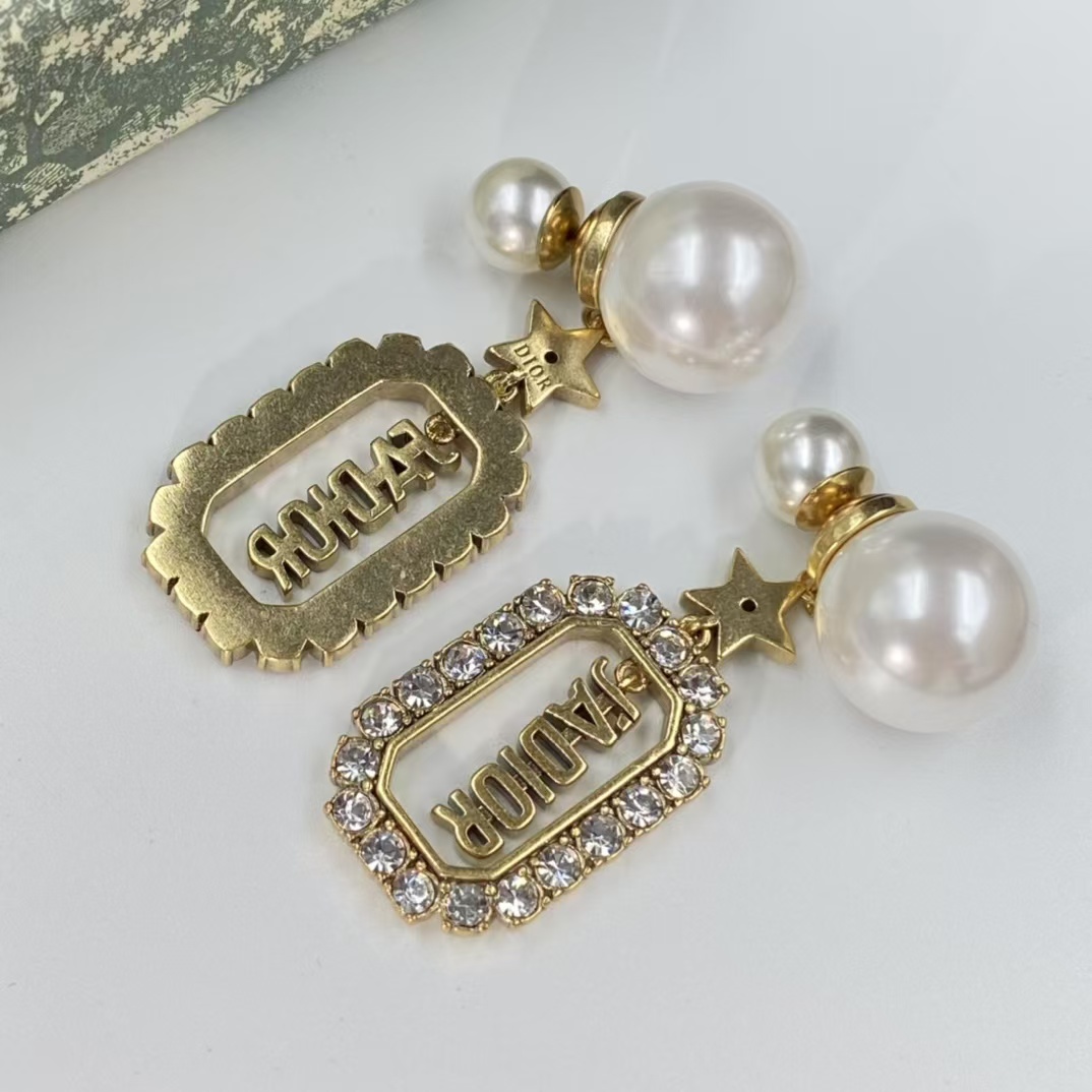 Dior JADIOR Drop Pearl Earrings - Best Replica Jewelry™