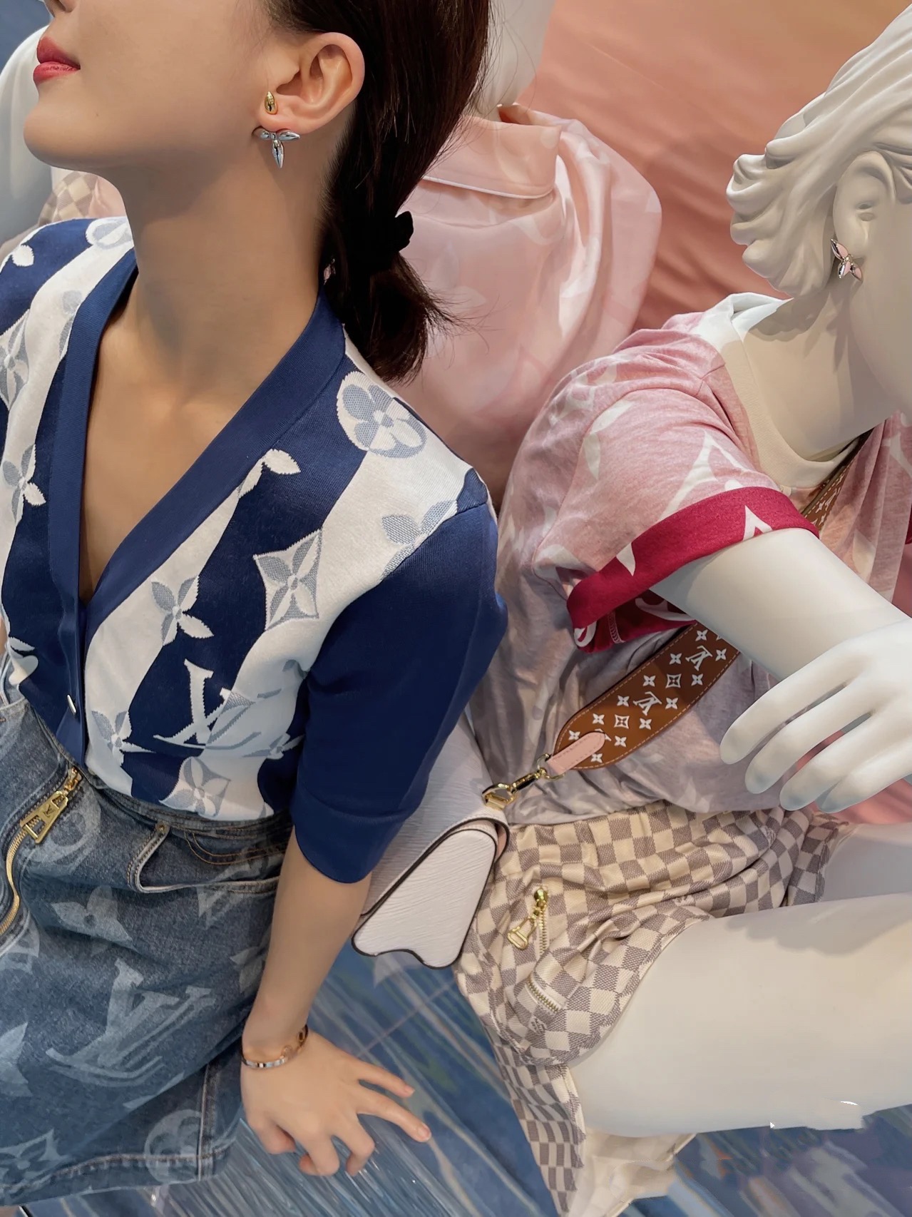 Louis Vuitton Mixed Metal Color Blossom Louisette Earrings - Best Replica Jewelry™