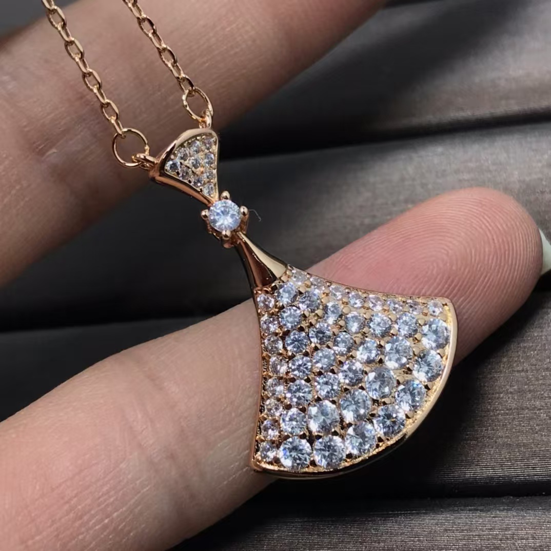 Bvlgari Divas' Dream Necklace - Best Replica Jewelry™