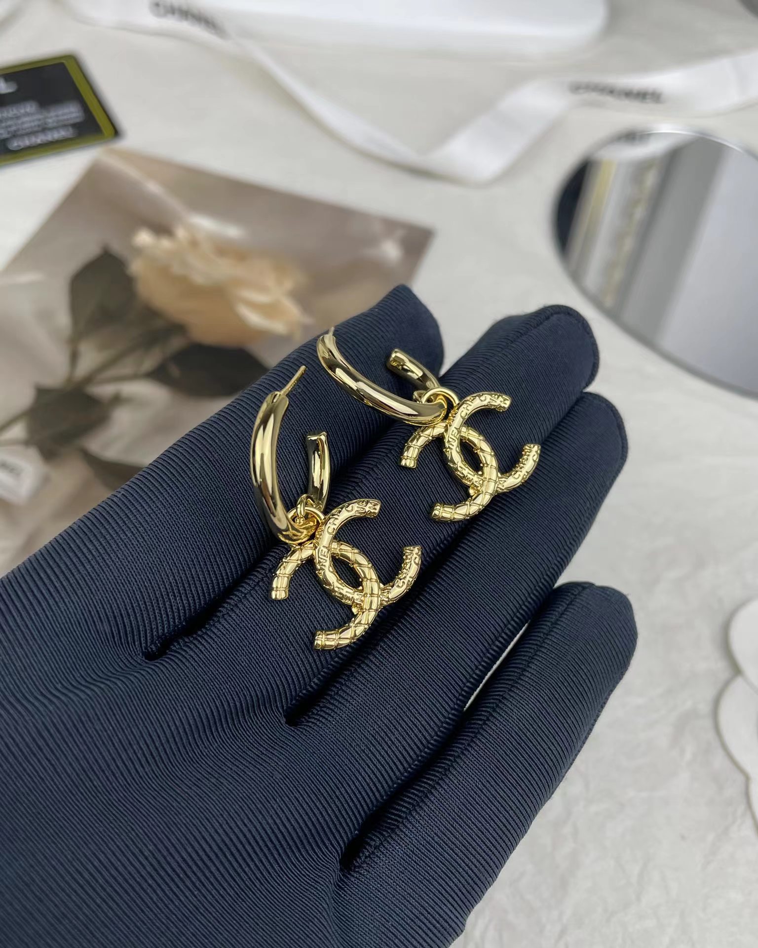 Chanel Golden Double C Earrings - Best Replica Jewelry™
