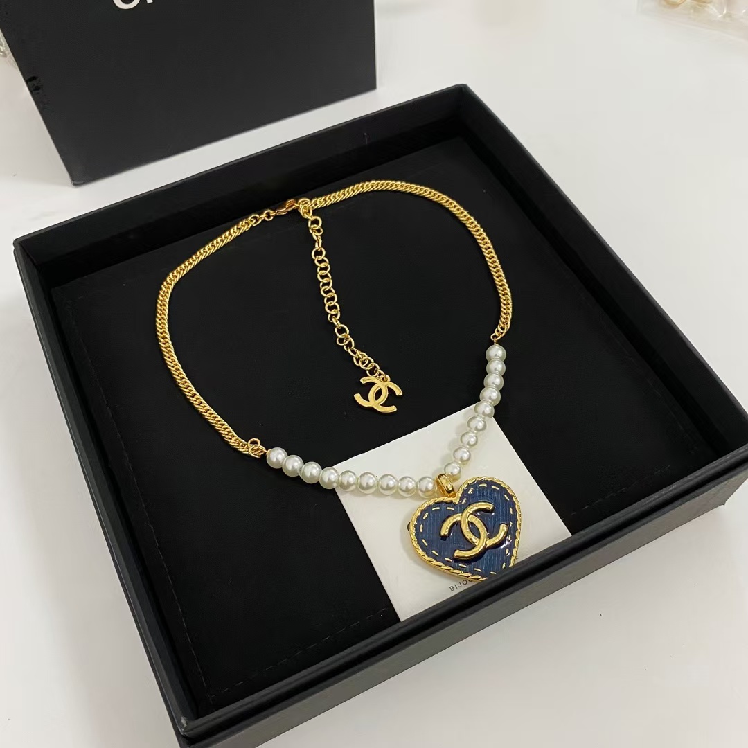 Chanel Denim Heart Double C Pendant Pearl Necklace - Best Replica Jewelry™