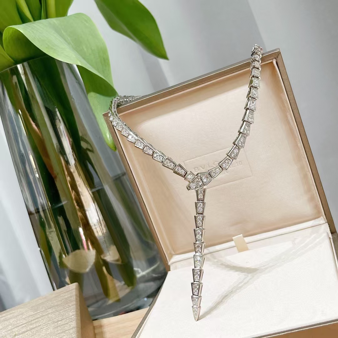 Bvlgari Serpenti Viper Necklace - Full Diamond - Best Replica Jewelry™