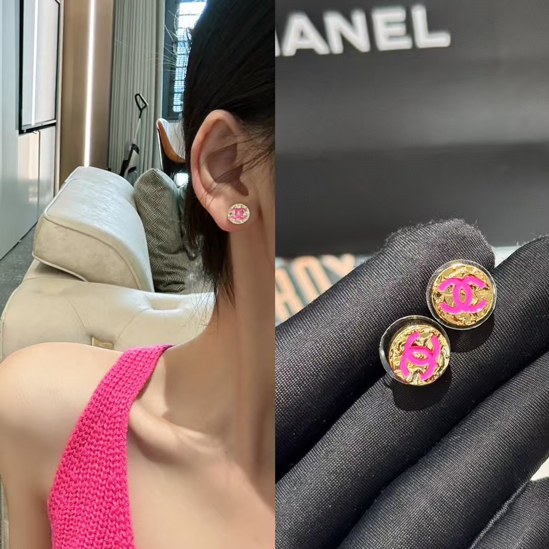 Chanel Round Stud Earrings - Best Replica Jewelry™