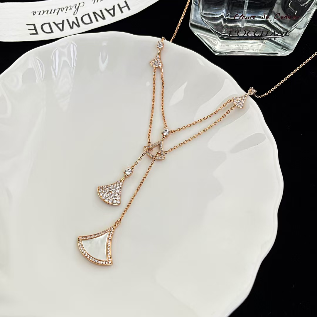 Bvlgari Divas' Dream Necklace - Best Replica Jewelry™