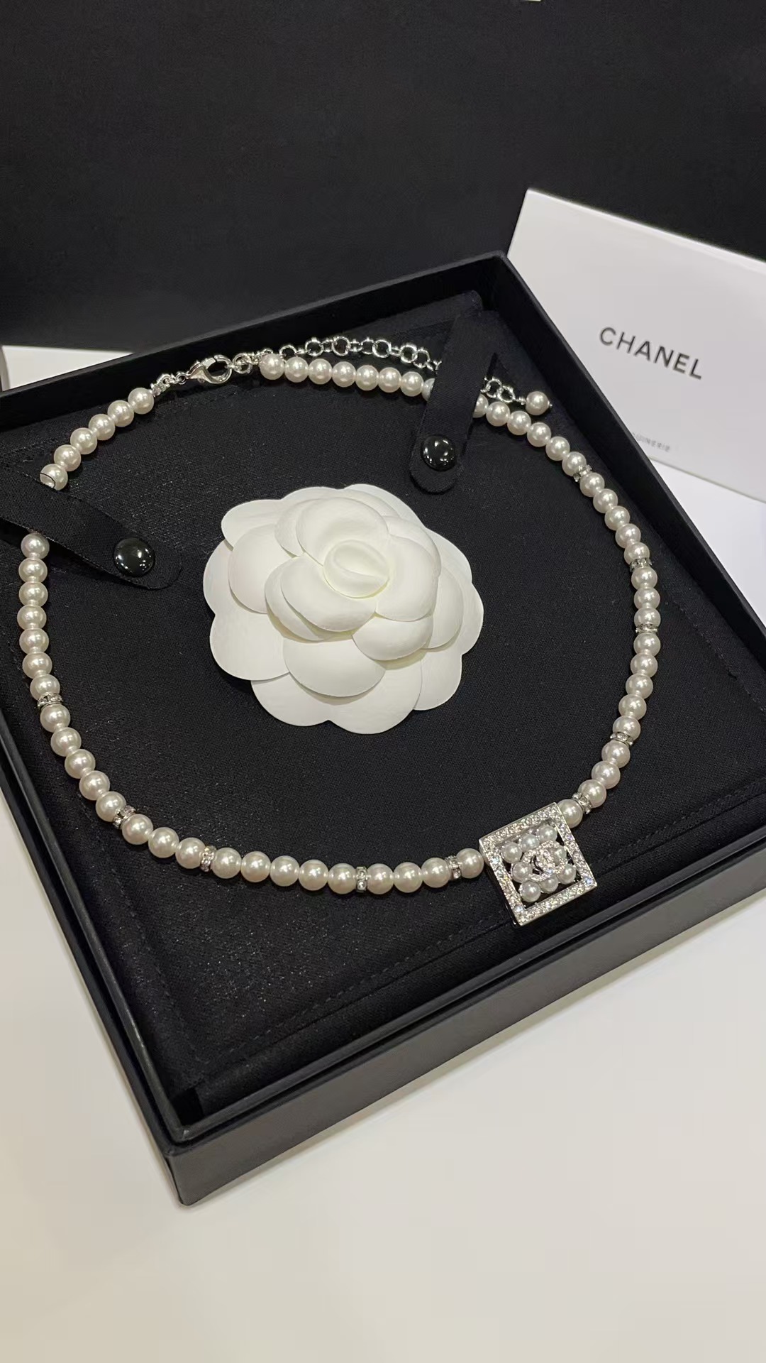 Chanel Square Pendant Pearl Necklace - Best Replica Jewelry™