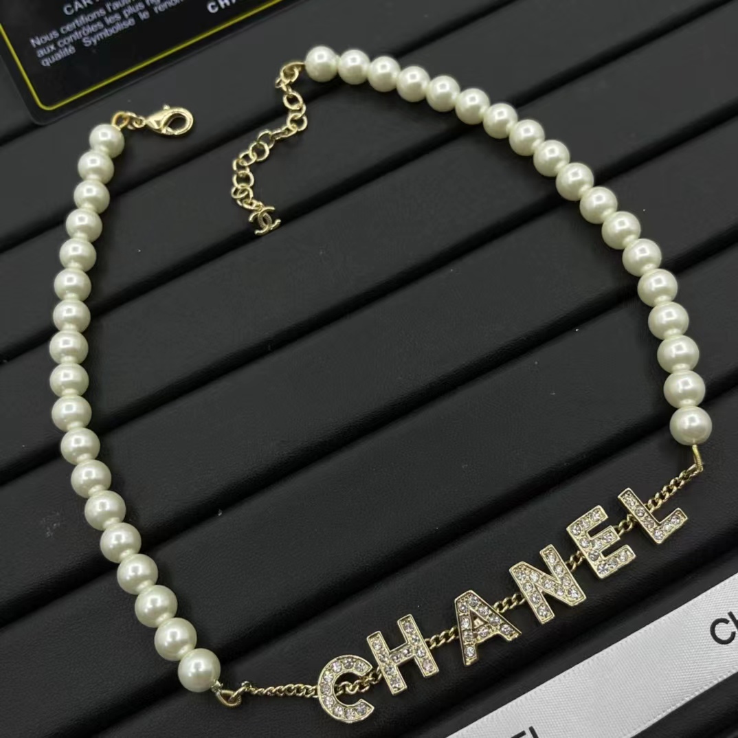 Chanel Letter Pednant Pearl Chain Necklace - Best Replica Jewelry™