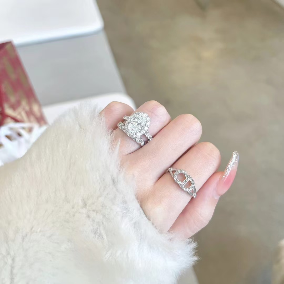 Dior CD Paved Diamond Ring - Best Replica Jewelry™