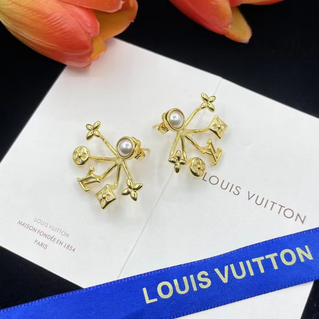 Louis Vuitton Stud Earrings - Best Replica Jewelry™