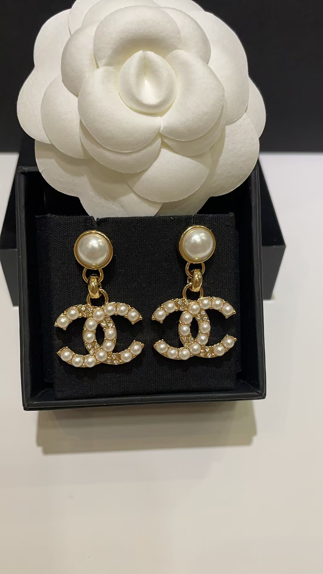 Chanel Pearl Paved Double C Earrings - Best Replica Jewelry™