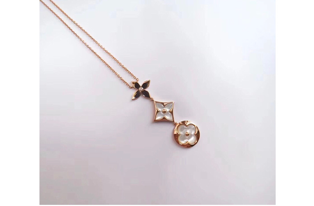 Louis Vuitton White Mother of Pearl 3 Blossom Flowers Necklace - Best Replica Jewelry™