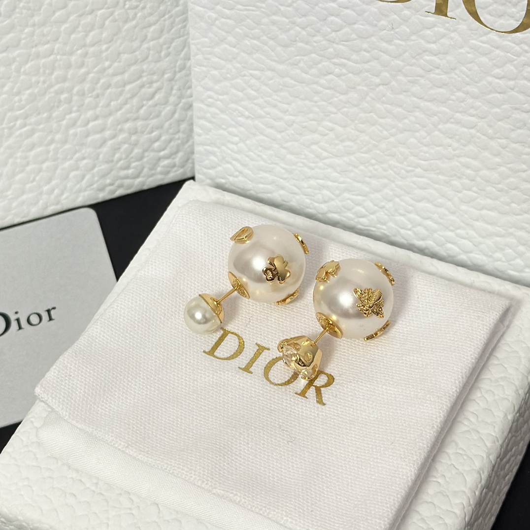 Dior New Two Pearls Stud Earrings - Best Replica Jewelry™