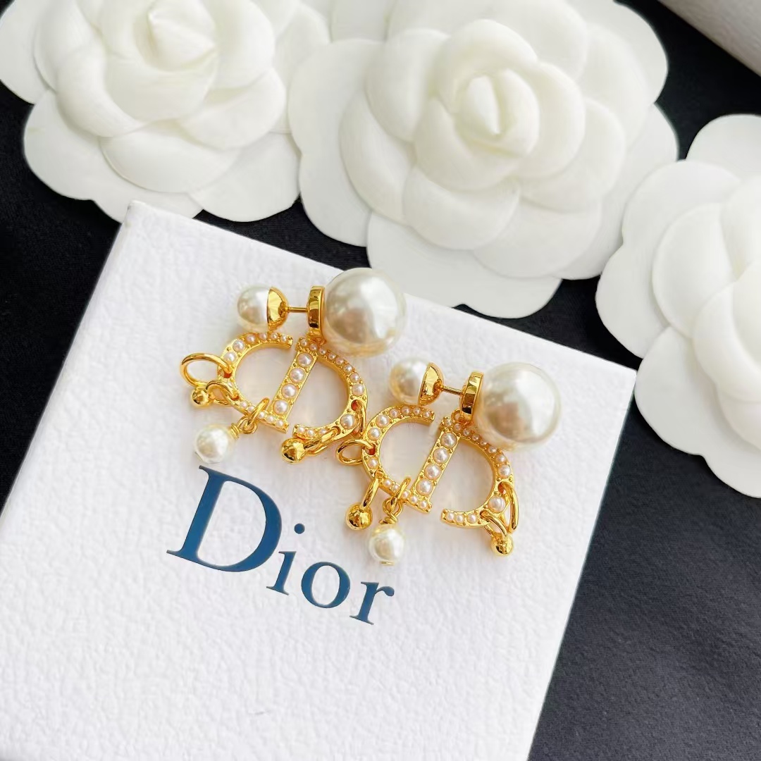 Dior Baroque CD Paved Pearl Earrings - Best Replica Jewelry™