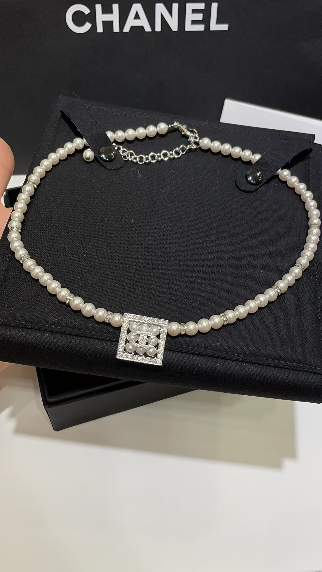 Chanel Square Pendant Pearl Necklace - Best Replica Jewelry™