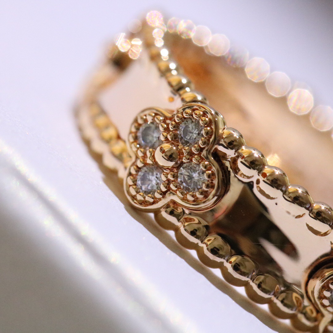 VCA Perlee Narrow Four Leaf Clover Ring - Best Replica Jewelry™