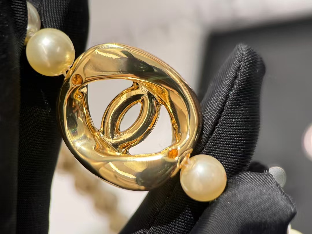 Chanel Round Double C Pendant Pearl Choker Necklace - Best Replica Jewelry™