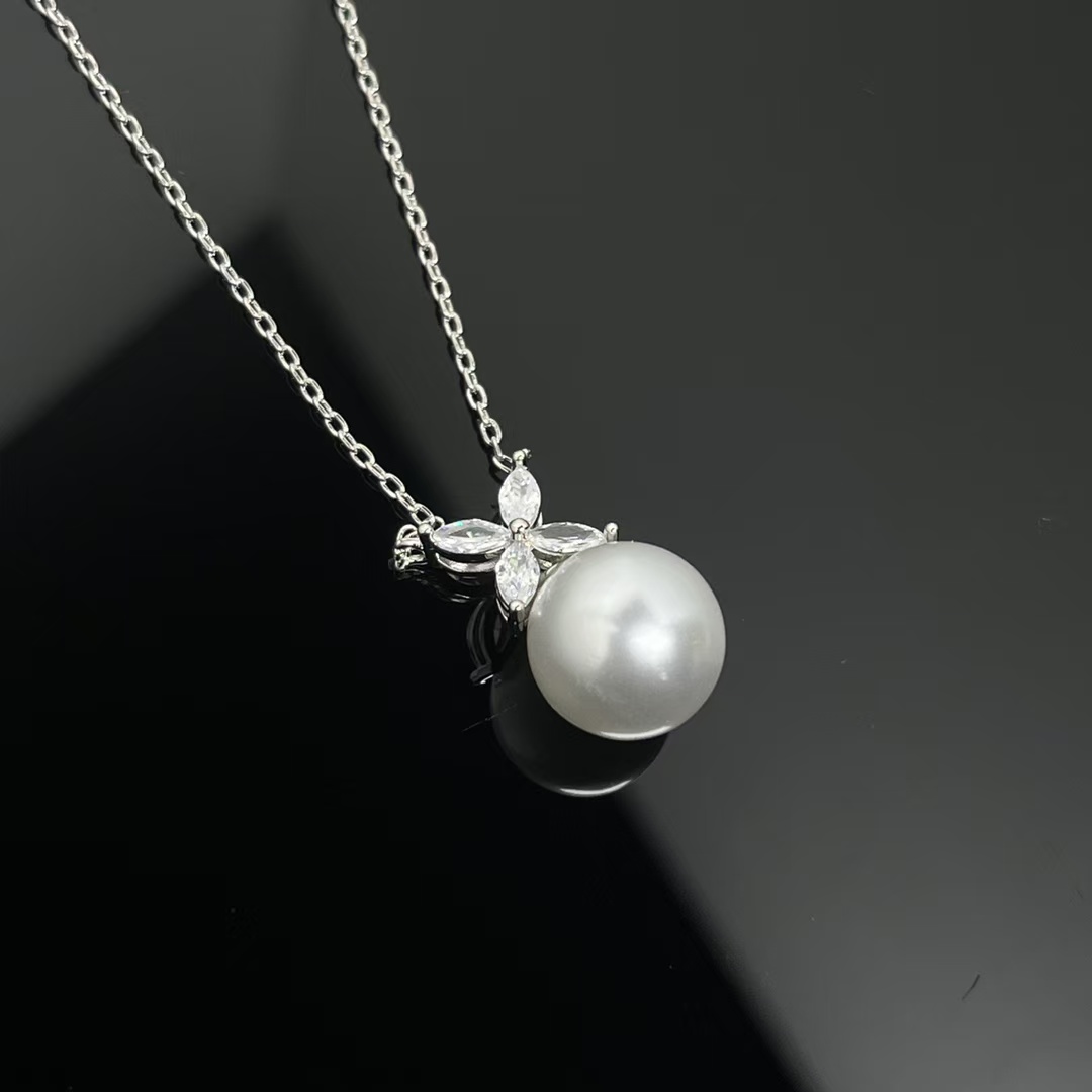 Tiffany Victoria Pearl and Diamond Pendant Necklace - Best Replica Jewelry™