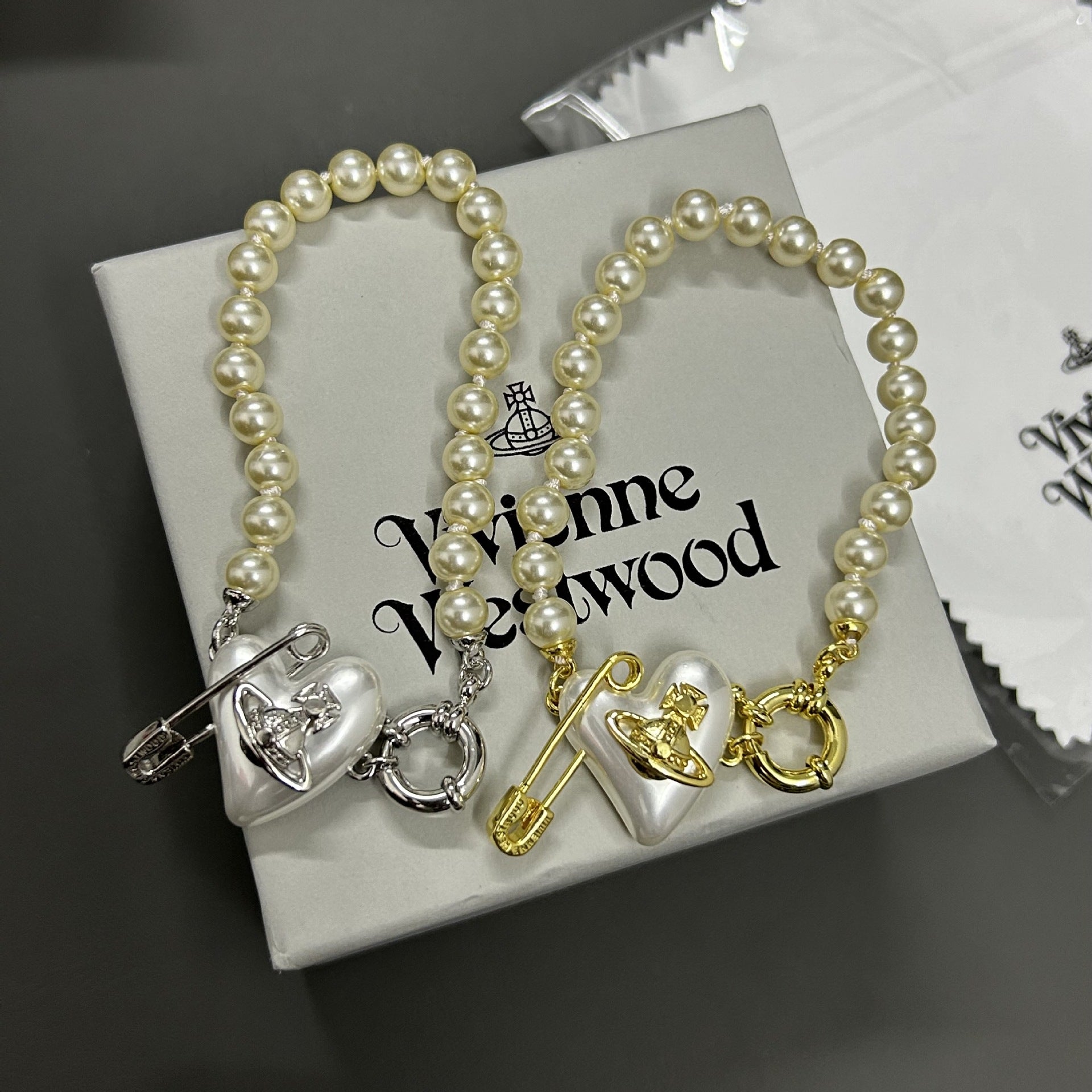 Vivienne Westwood Paperclip Heart Bracelet - Best Replica Jewelry™