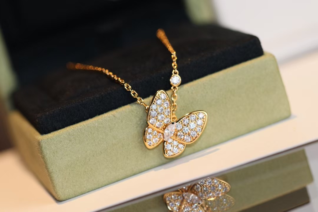 VCA Two Butterfly Pendant Necklace - Best Replica Jewelry™