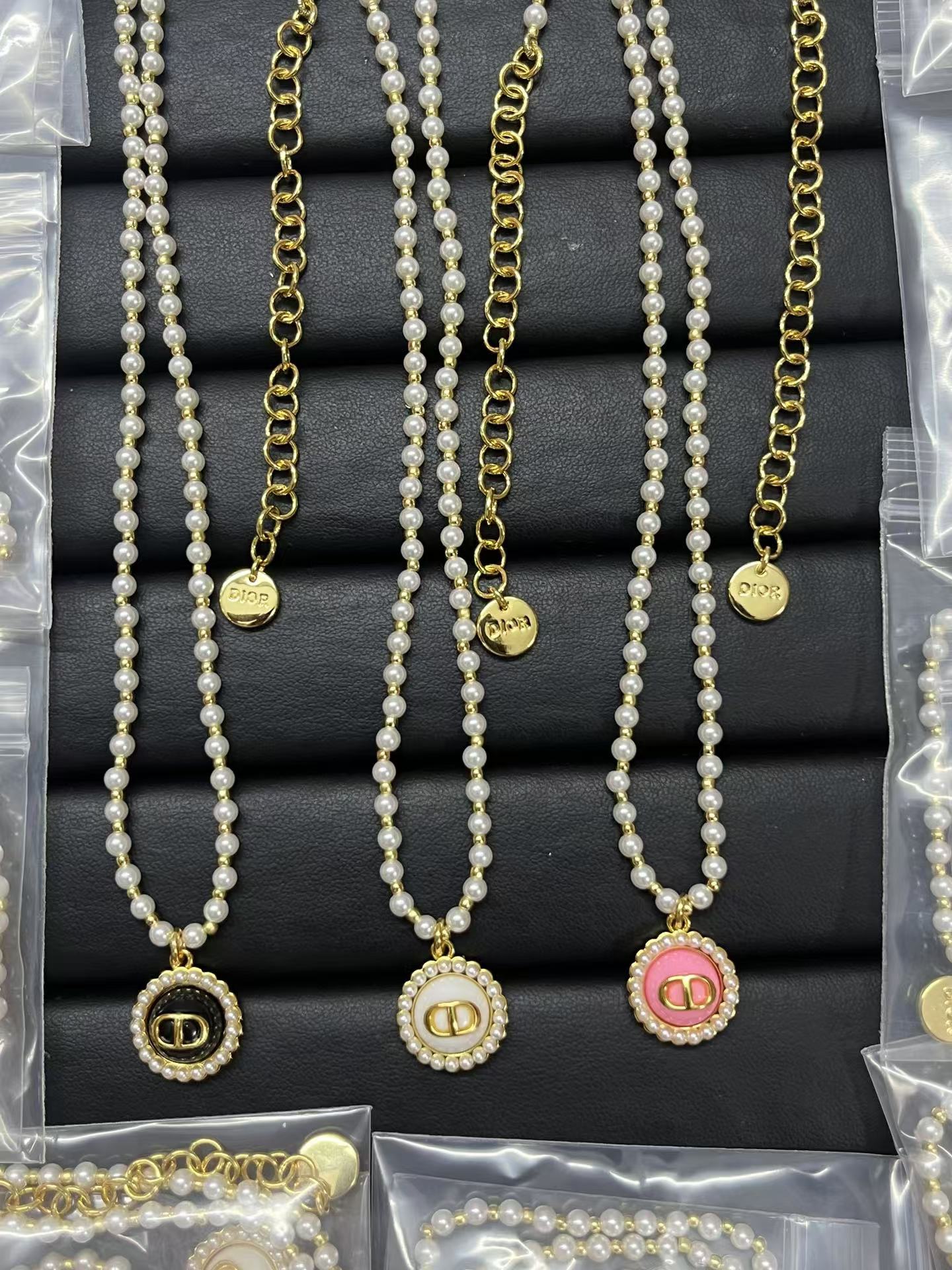 Dior CD Pendant Pearl Necklace - Best Replica Jewelry™