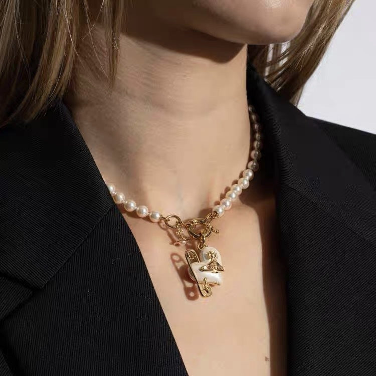 Vivienne Westwood Heart Paperclip Saturn Pearl Necklace - Best Replica Jewelry™