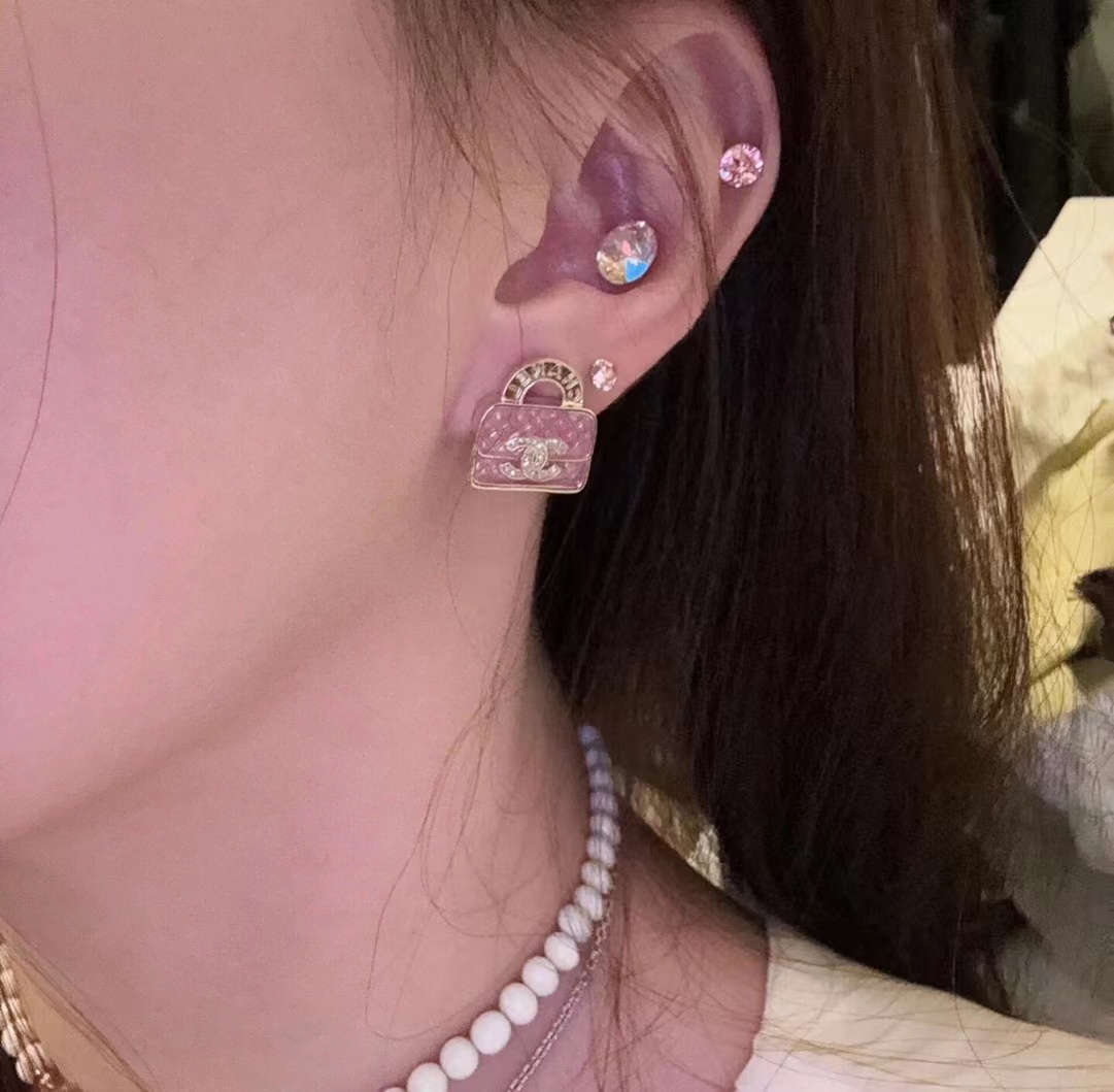 Chanel Pink Bag Earrings - Best Replica Jewelry™