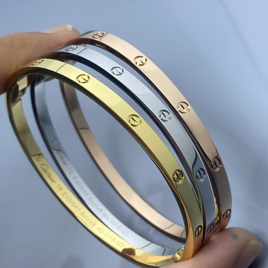 Cartier LOVE Bracelet Bangle - No Diamond - Best Replica Jewelry™
