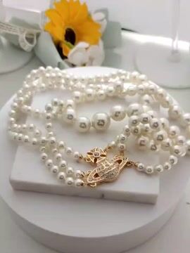 Vivienne Westwood Triple Pearl Necklace - Best Replica Jewelry™
