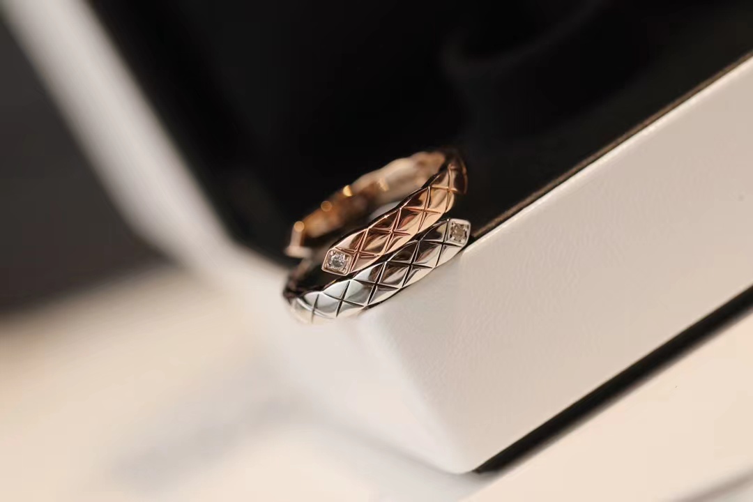 Chanel Mixed Color Coco Crush Toi et Moi Ring - Small Version - Best Replica Jewelry™