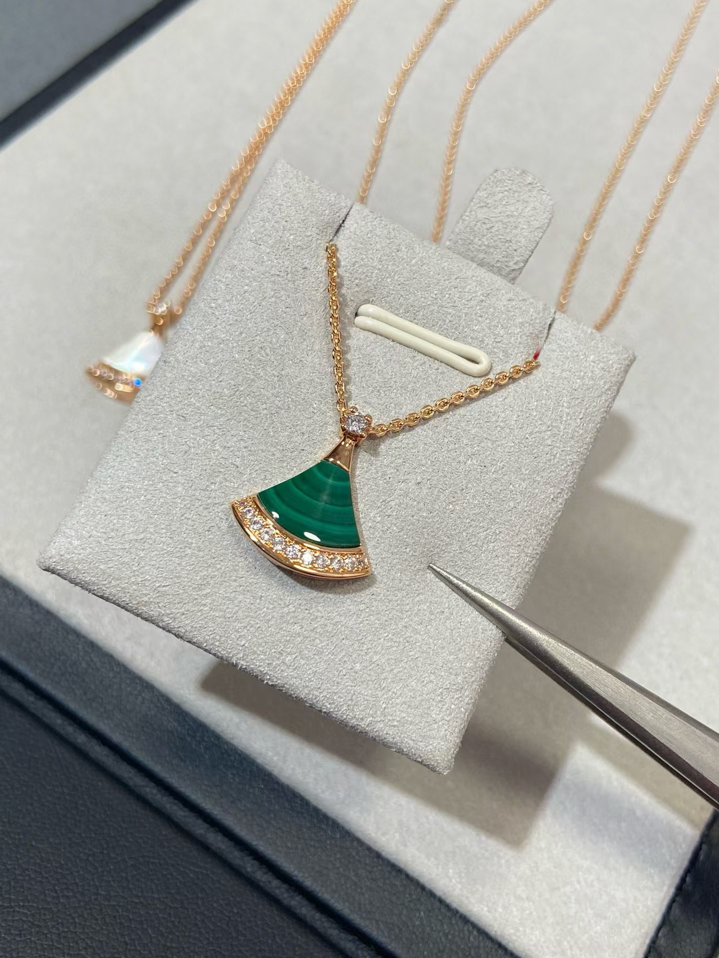 Bvlgari Divas' Dream Necklace - Best Replica Jewelry™