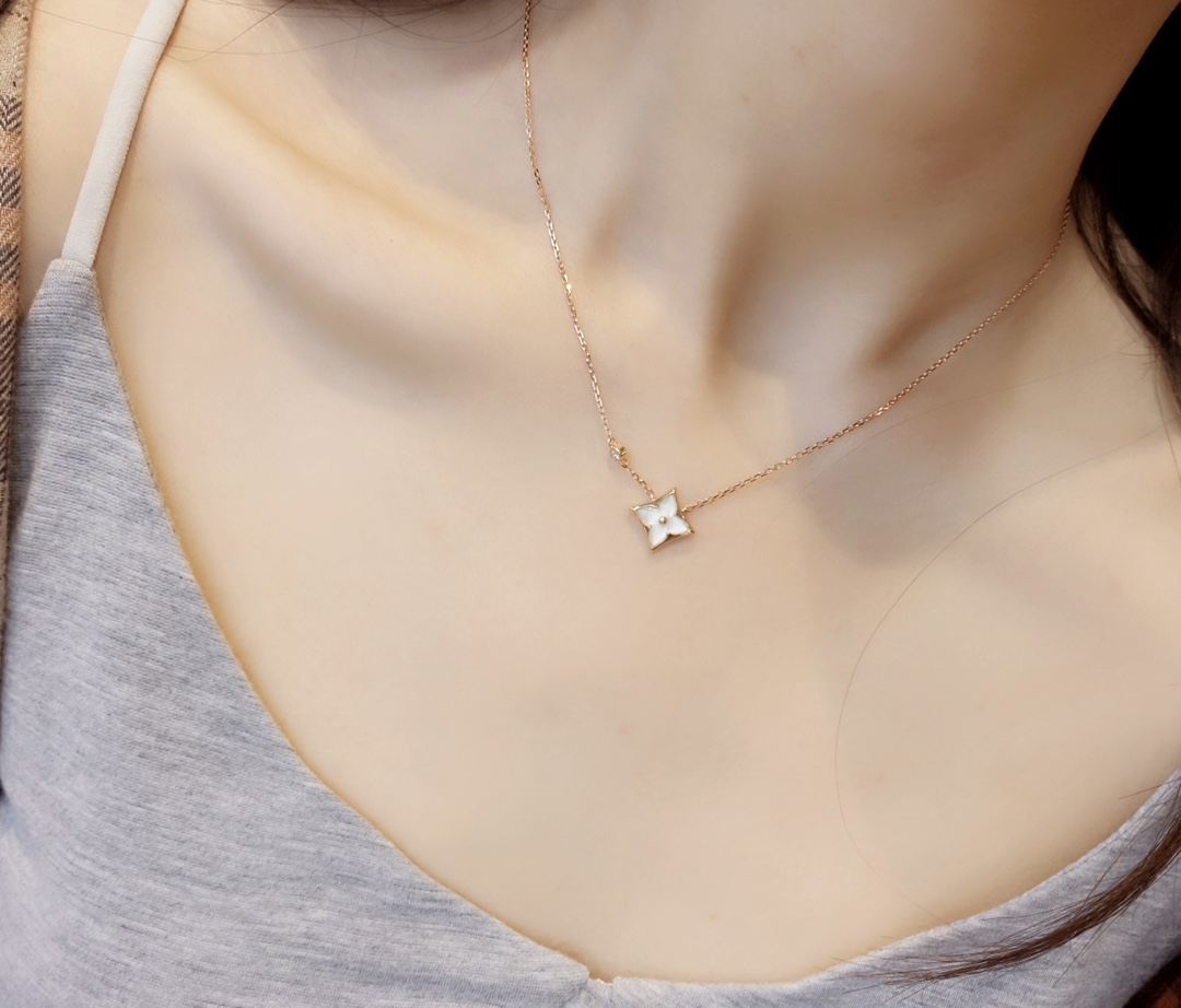 Louis Vuitton Rose Gold White Mother of Pearl Blossom Earrings Necklace - Best Replica Jewelry™