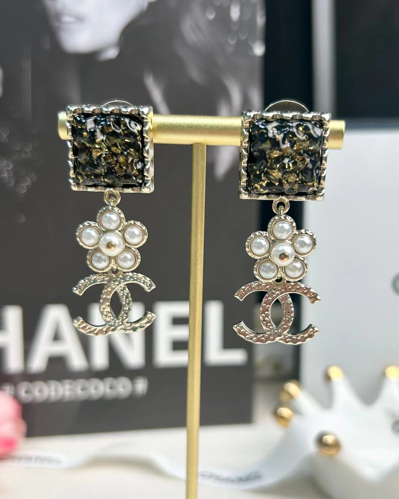 Chanel Pearl Flower Double C Dangle Earrings - Best Replica Jewelry™