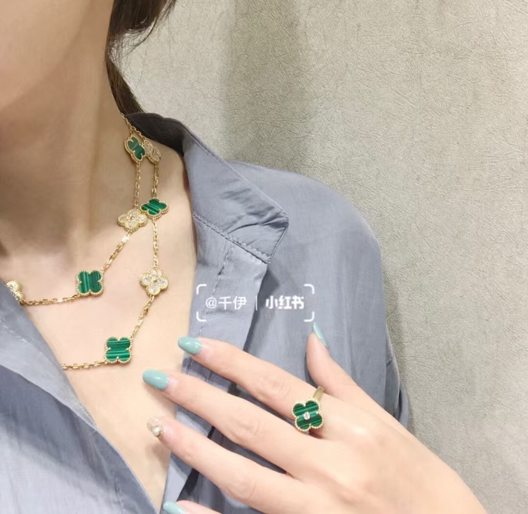 VCA Vintage Alhambra Long Necklace, 20 Motifs - Best Replica Jewelry™