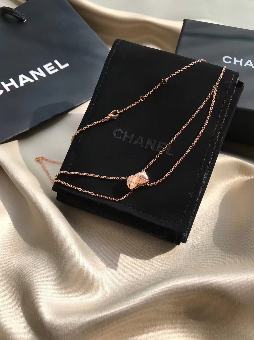 Chanel Coco Crush Rose Gold Necklace - Best Replica Jewelry™