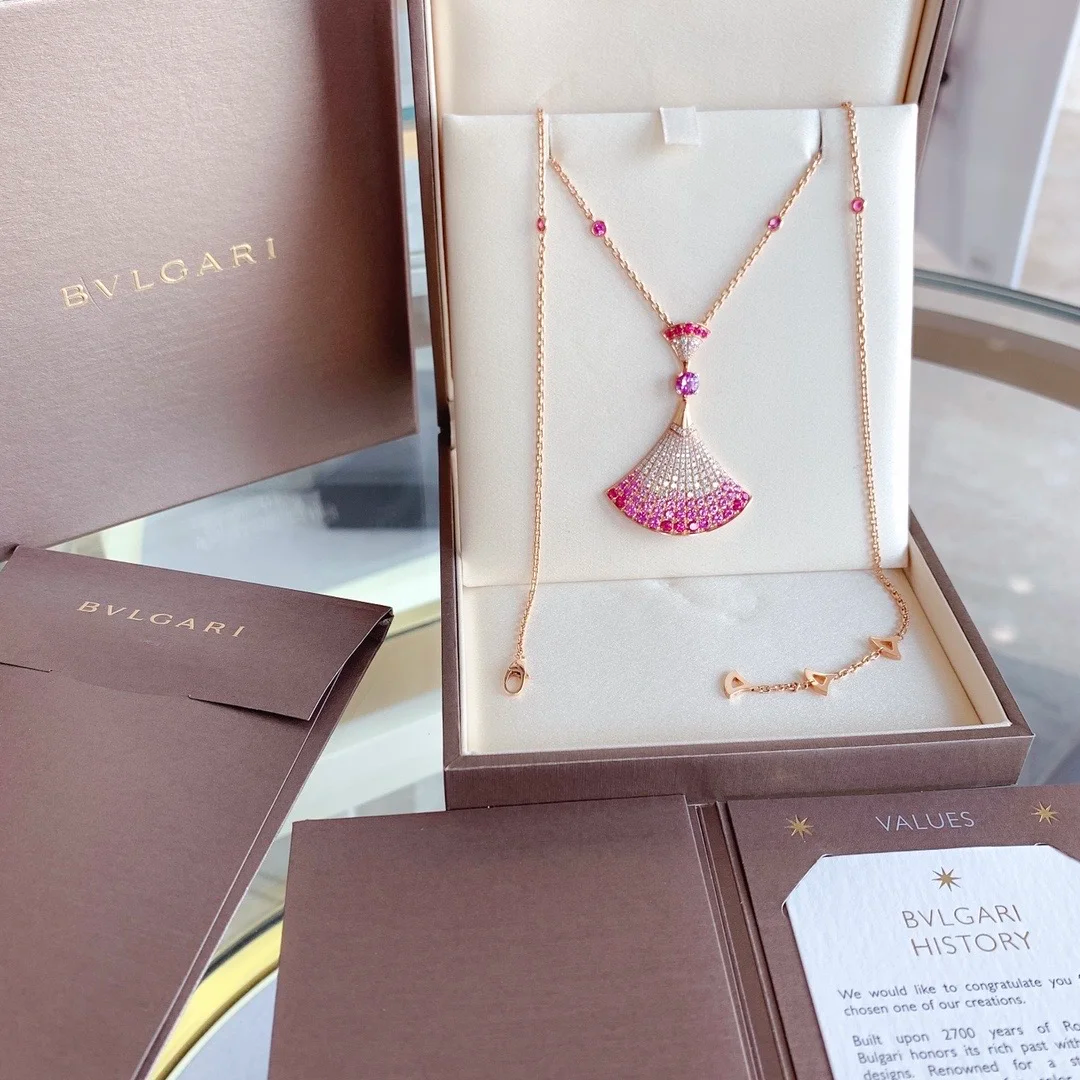 Bvlgari Divas' Dream Necklace - Best Replica Jewelry™