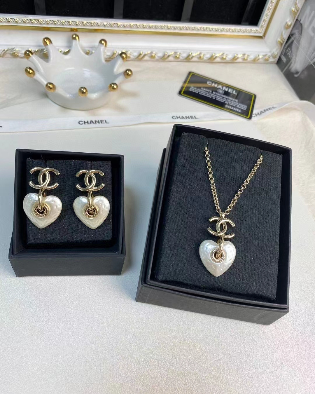 Chanel White Love Heart Double C Earrings - Best Replica Jewelry™